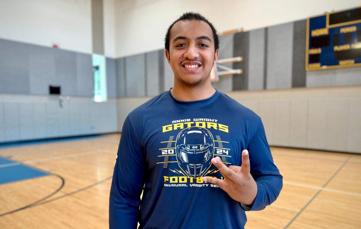 Annie Wright defensive lineman Ta’a Malu is a University of Washington football commit.