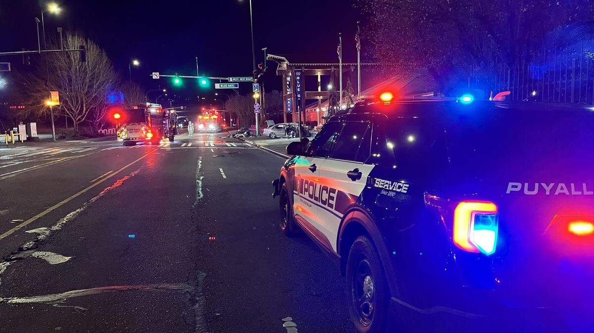 A fiery crash in Puyallup on Friday caused serious injuries to two people, according to police.
