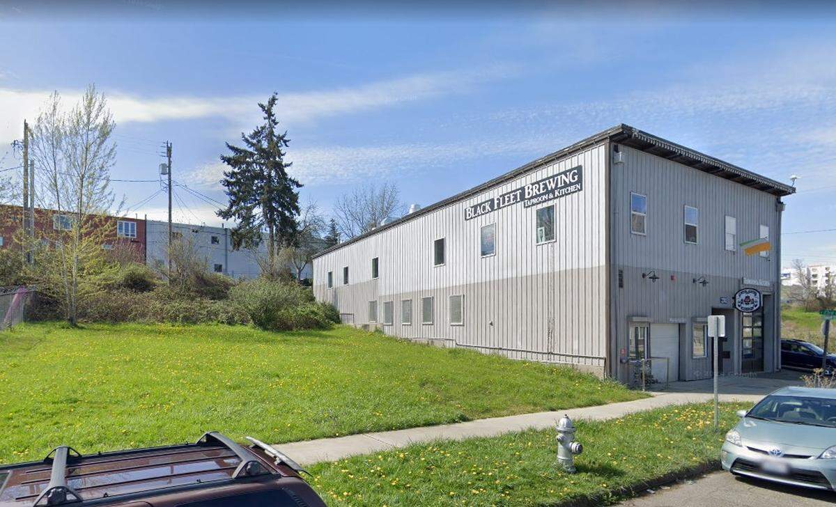 The grassy knoll next to Second Use will become a beer garden at the new Redd Dog Brewery and Taproom at 2302 Fawcett Ave., the former home of Black Fleet Brewing.