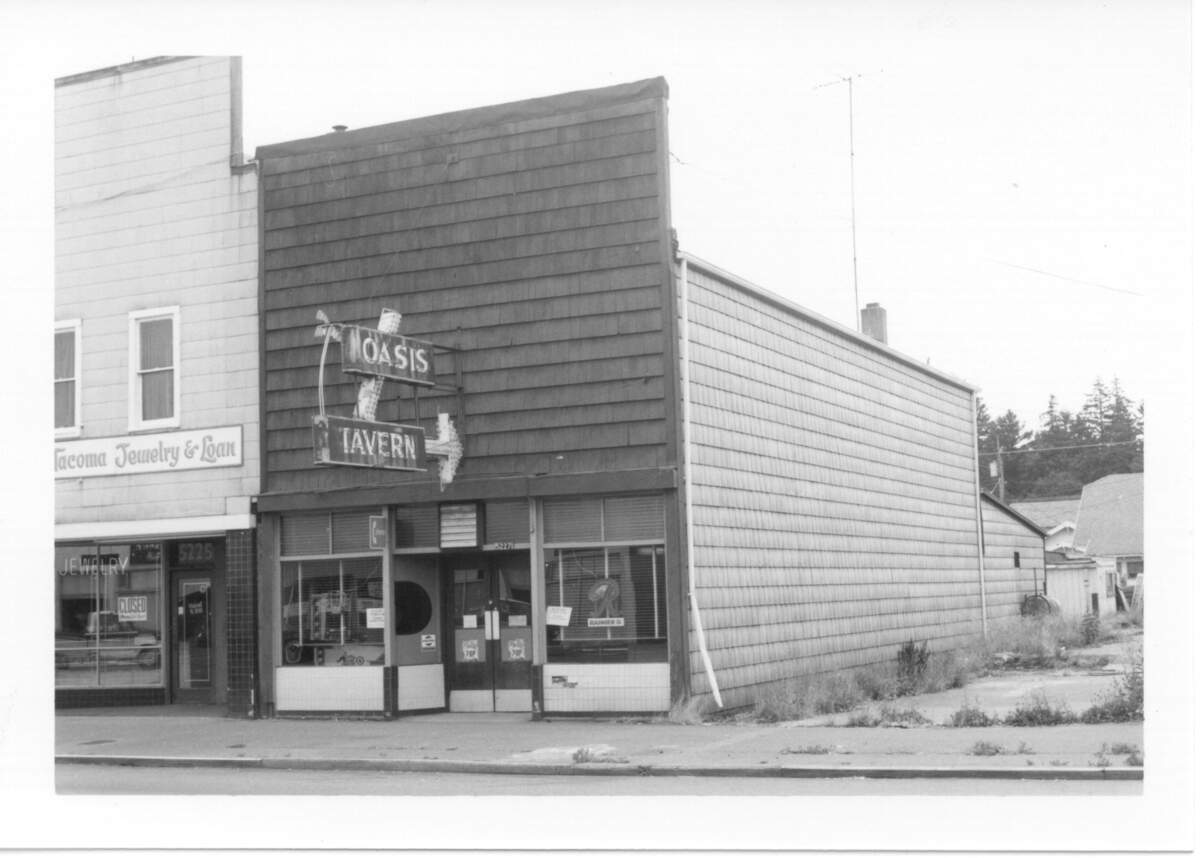 Before it was The Mule Tavern, 5227 South Tacoma Way was Oasis Tavern (shown here in 1977) and before that Oasis Beer Parlor, established around 1945.