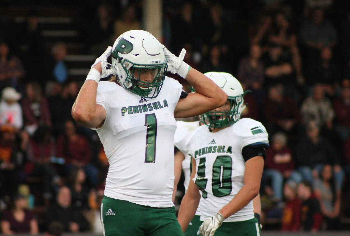 Peninsula’s Chase Wittmers against O’Dea at West Seattle Stadium on Friday, Aug. 31. O’Dea won the season opener, 28-0.