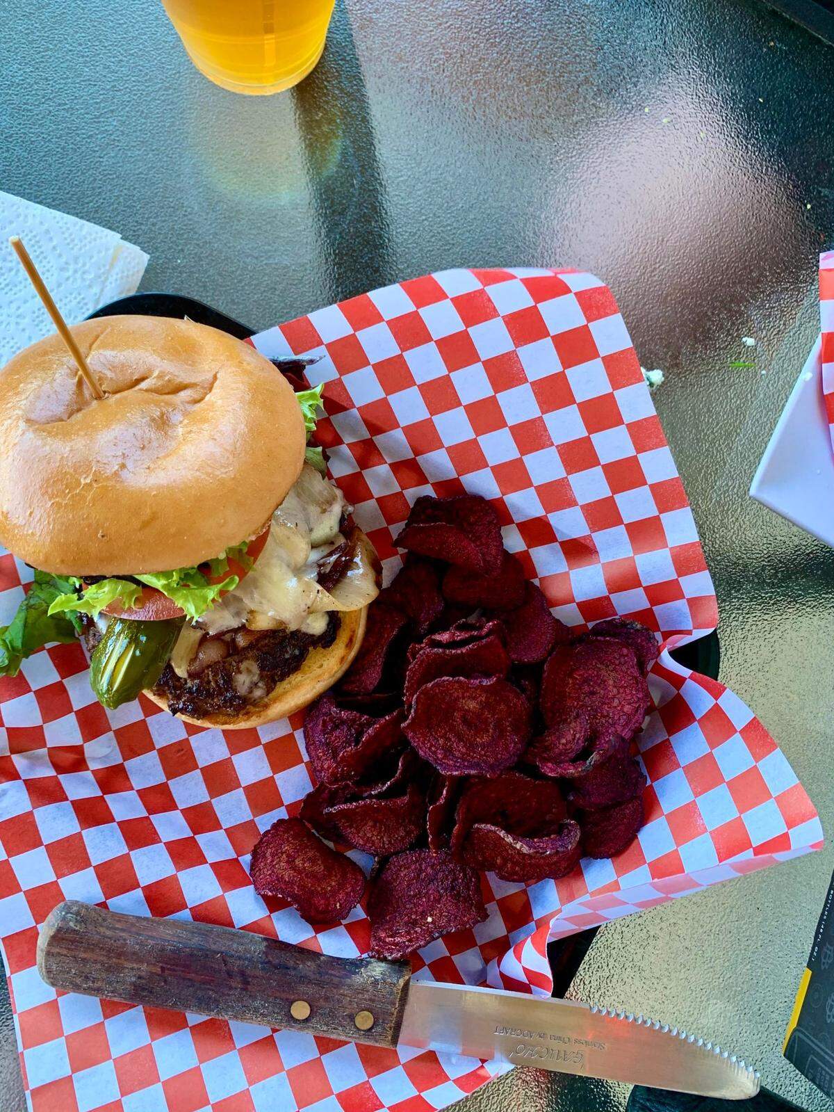 A short but thoughtful menu of tall burgers with homemade sides up the fast-casual game in Gig Harbor, Washington.
