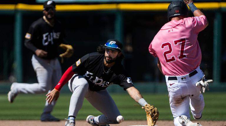 Photos: Rainiers take the weekend series against El Paso with an 8-3 win
