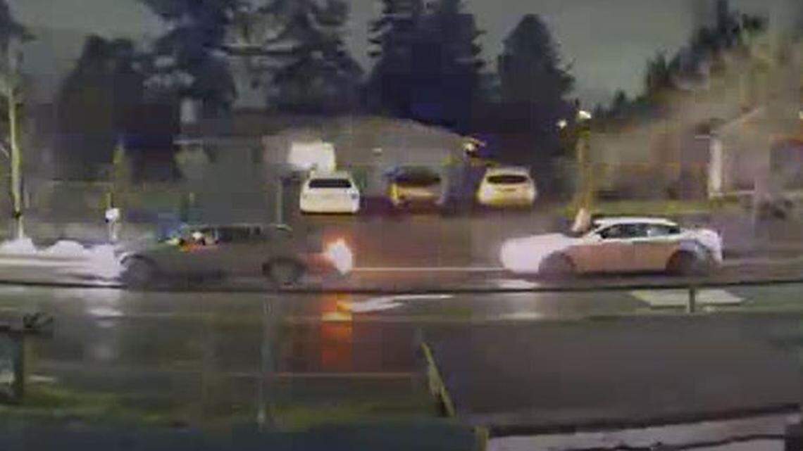 Investigators are hoping to identify potential witnesses who were at the scene when Manuel Ellis died March 3 while being restrained by Tacoma police officers.