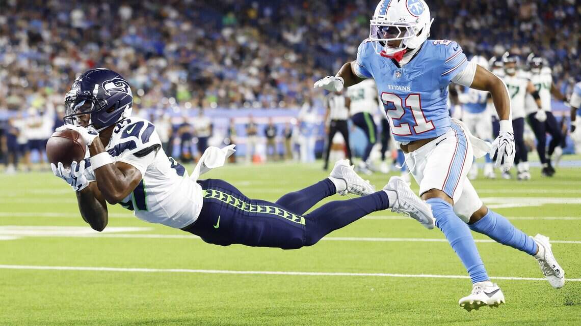 TNT projected 53-man Seahawks roster: 11th-hour add and the Ohio teacher make it