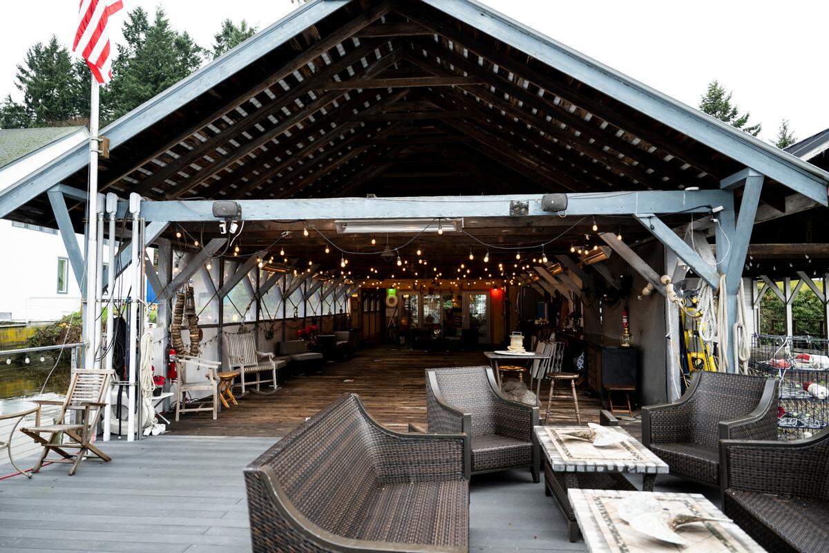 The Bailey-Babich netshed has a common area and several “boat-tels” where guests can stay overnight on a boat.