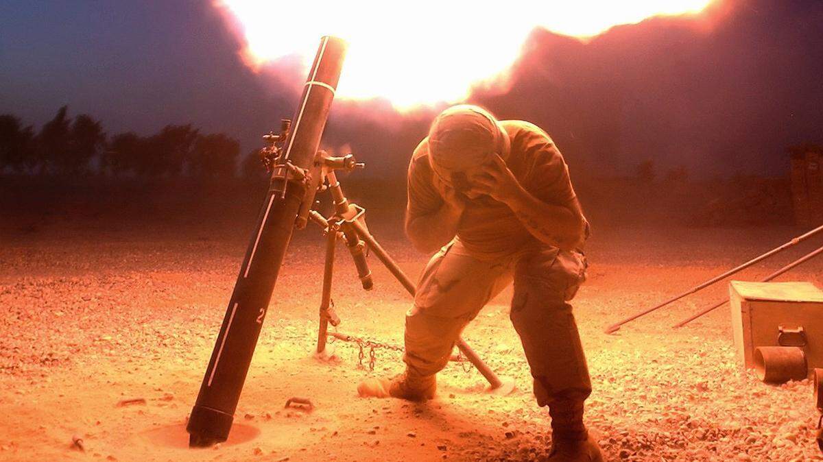 JBLM soldiers will be training with mortars and artillery this week.
