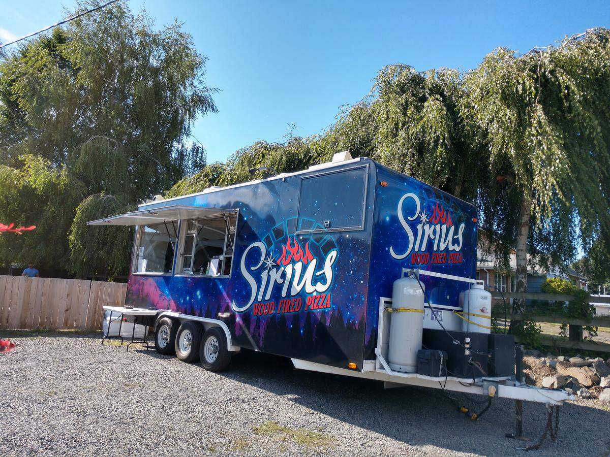 Sirius Wood Fired Pizza travels to local breweries and food festivals.