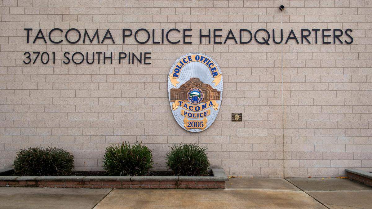 Tacoma police union alleges ‘witch hunt’ amid charging decision in Manuel Ellis case