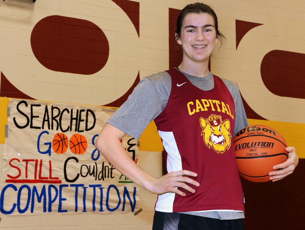 Cougars’ senior forward Nicole Lindblom.