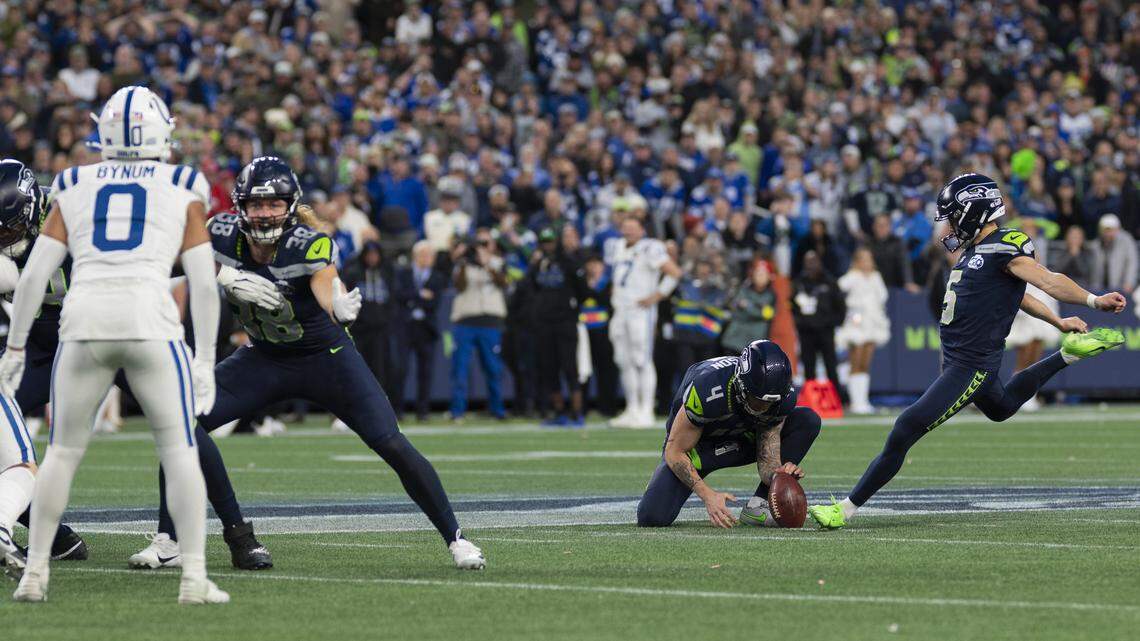 Seahawks ugly early, perfect late to beat Grandpa Philip Rivers, Colts 18-16