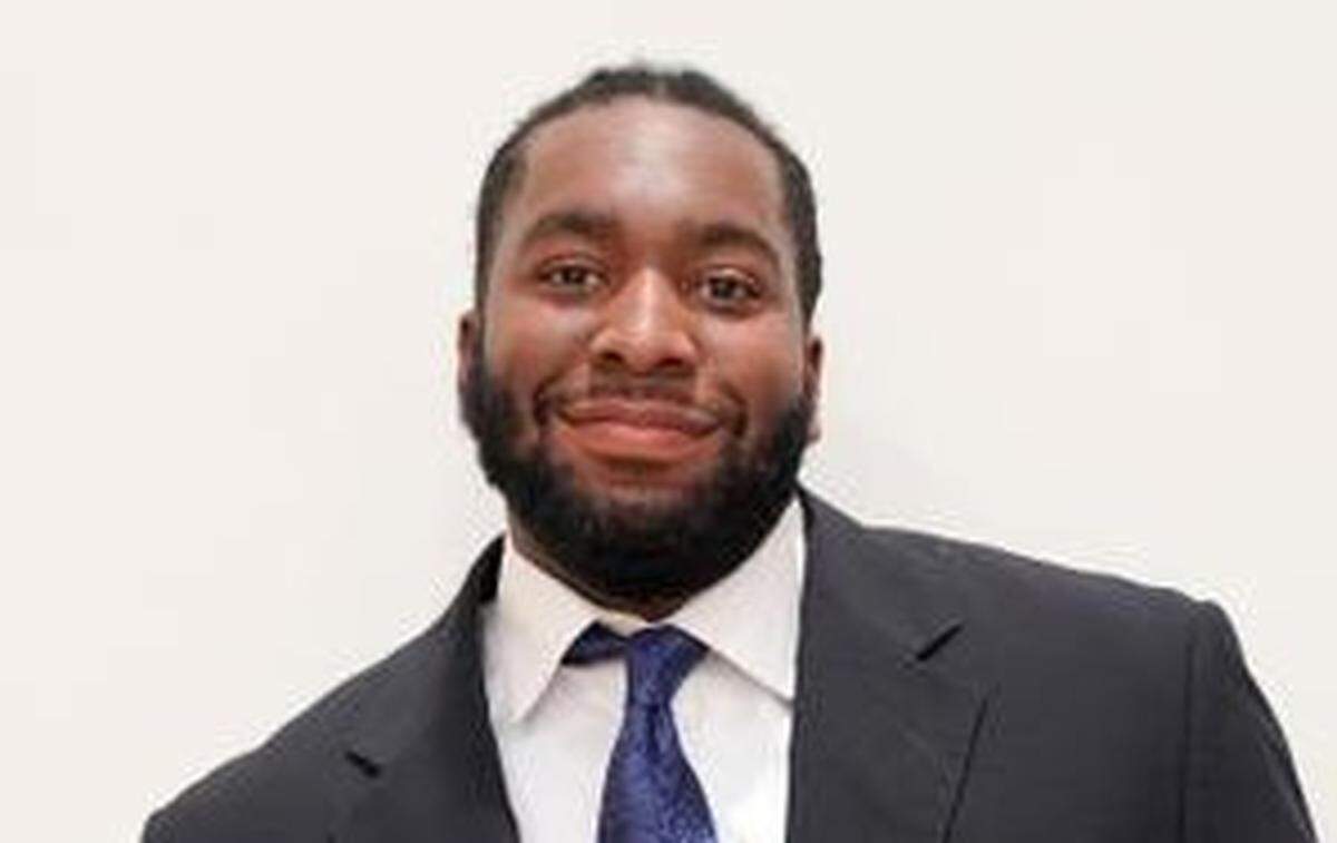Christian Cherry’s basketball team photo from Tacoma Community College.