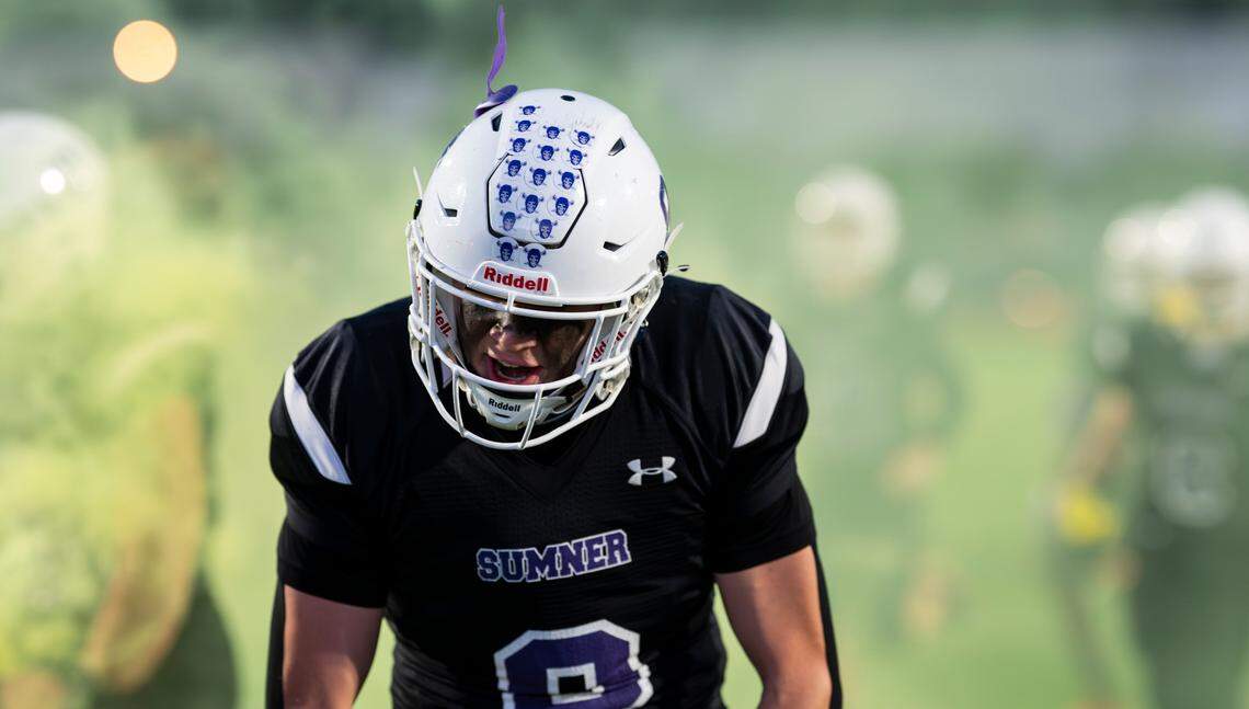 Sumner’s Carter Cocke (9) gets hyped up before the first half of the game against Puyallup at Sumner High School, on Thursday, Oct. 3, 2024, in Sumner, Wash.