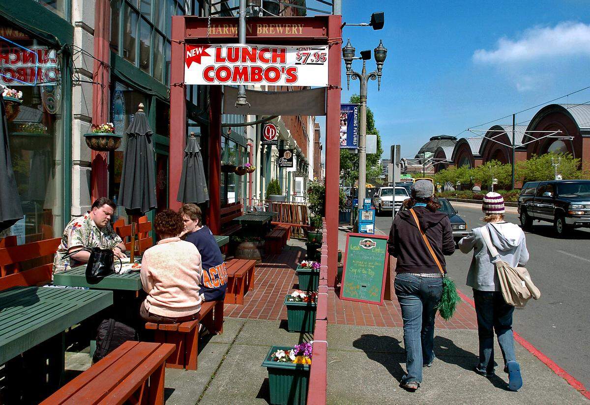 The Harmon Brewery and Restaurant celebrated 8 years on lower Pacific Avenue in 2005. Photo taken on Tuesday, May 3, 2005. (Bruce Kellman/The News Tribune)