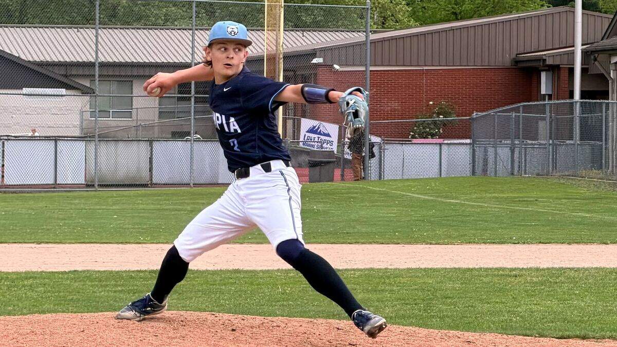 Olympia pitcher Landyn Keister delivers a pitch to Sumner in the 4A SPSL baseball championship game at Sumner High School on May 6, 2026, in Sumner, Wash. Keister’s complete-game shutout lifted the Bears to a 1-0 win.