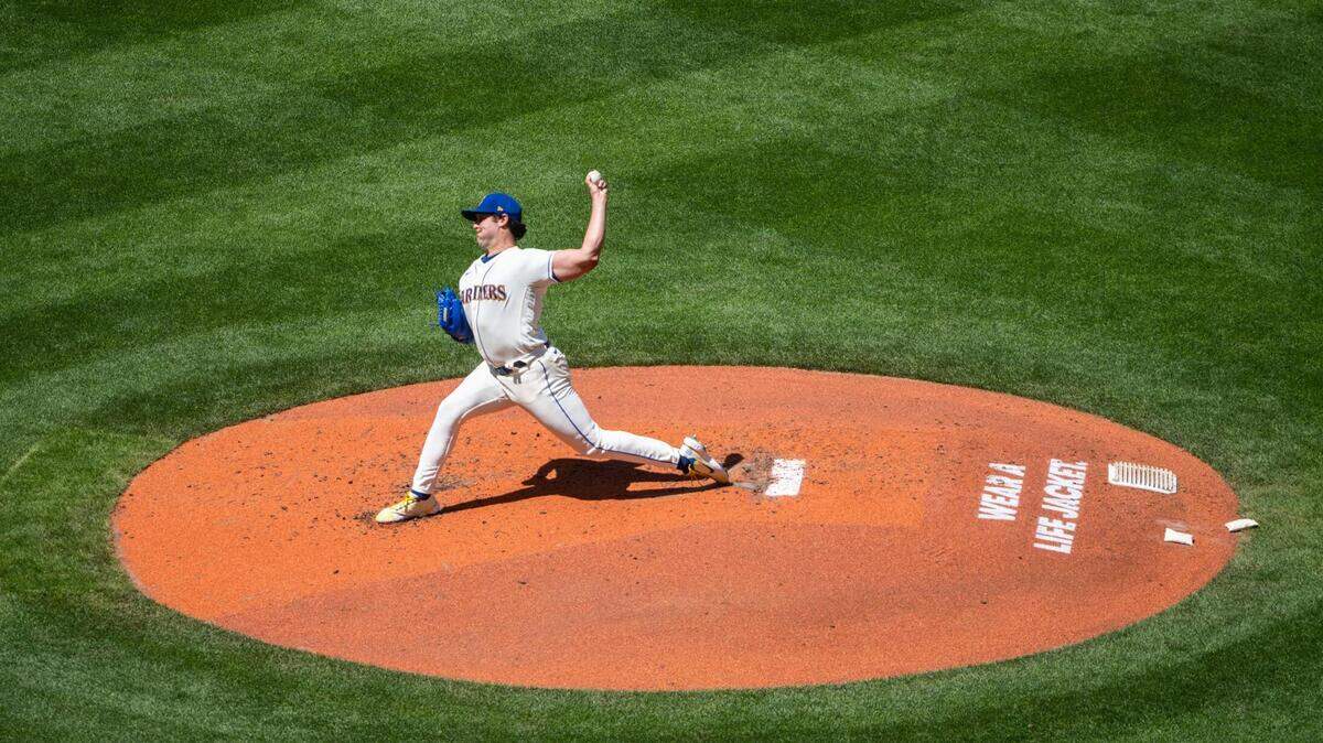 Seattle Mariners starting pitcher Robbie Ray (38) pitches during the second inning of the game at T-Mobile Park on Sunday, July 24, 2022 in Seattle, Wash.