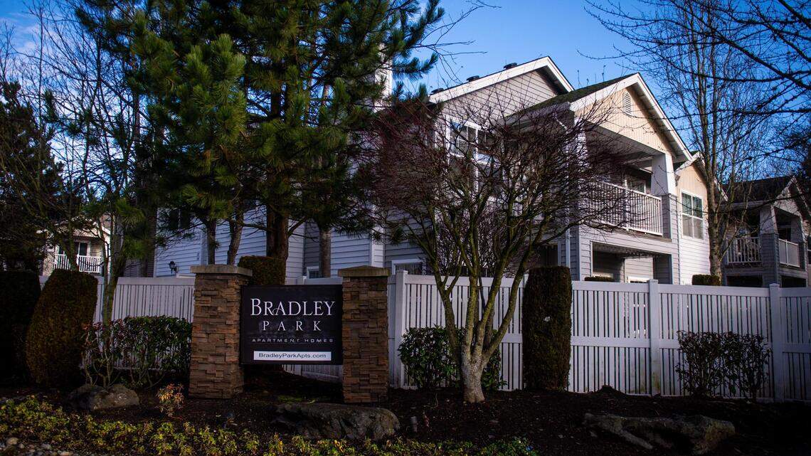 Puyallup apartment complex bought for $43.7 million