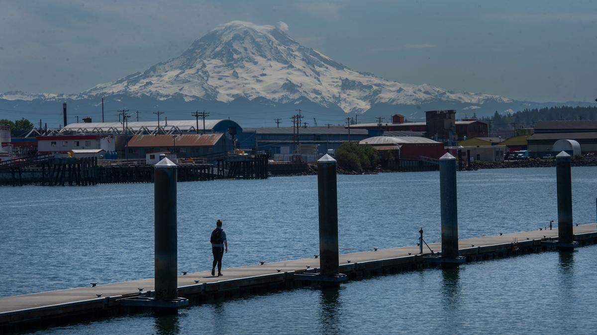 The Tacoma-Pierce County Health Department is asking people to avoid the water in the Thea Foss Waterway “for 48 hours after it rains” because of potential bacteria. This view was shot from Thea’s Park on Friday, May 1, 2020.