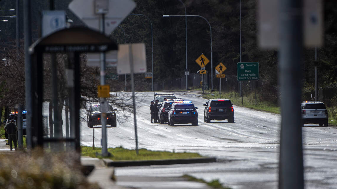 Pierce County deputies shot, suspect killed during SWAT arrest | Tacoma ...