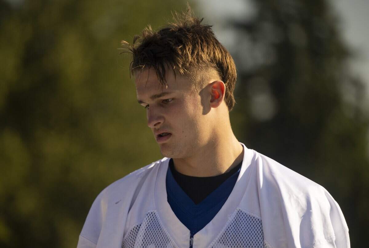 Graham-Kapowsin wide receiver Kase Bets looks on during a football practice at Graham-Kapowsin High School on Friday, Aug. 22, 2025, in Graham, Wash.