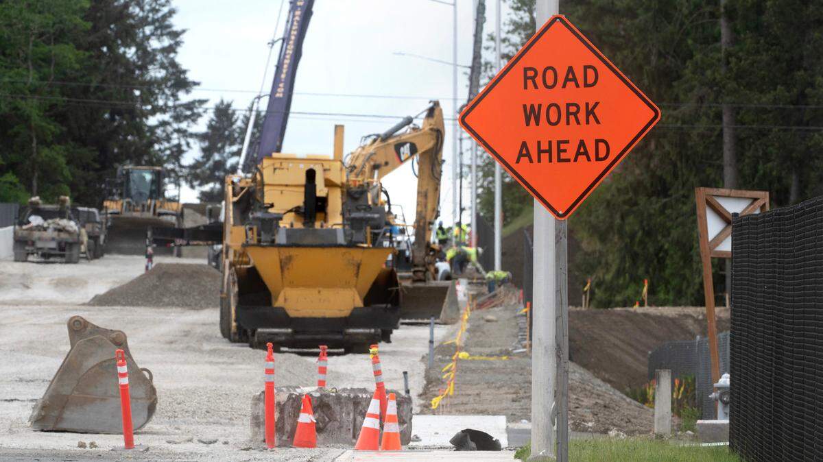 An image of road construction work.