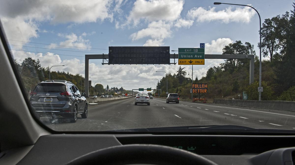 The readerboard on eastbound State Route 16 near the Union Street exit is blank on Sunday. One reader is wondering why the Washington state Department of Transportation can’t use the readerboard to display travel times to destinations north and south of SR 16’s interchange with Interstate 5.