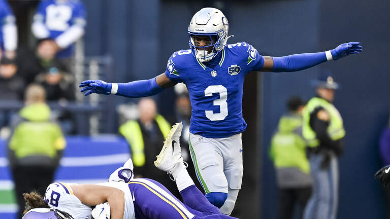 Seahawks defensive star on PUP list to begin training camp. What’s that mean?