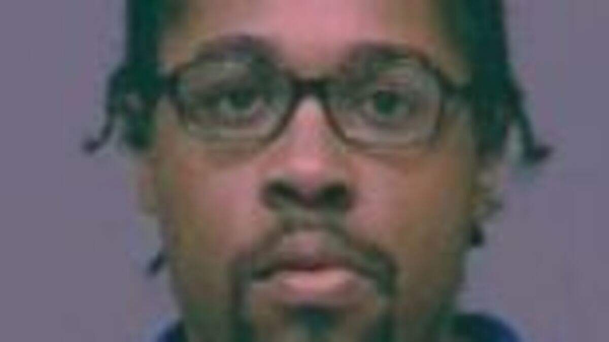Daniel E. Davis