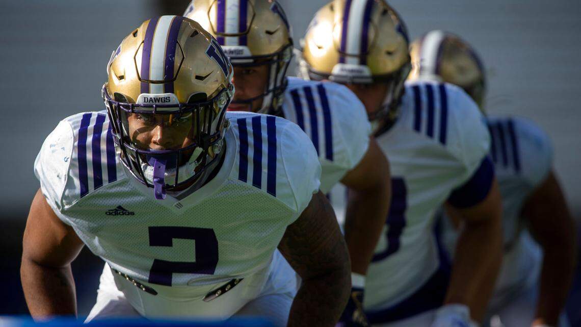 UW Huskies add proven tackler, leader in graduate transfer Cam Bright