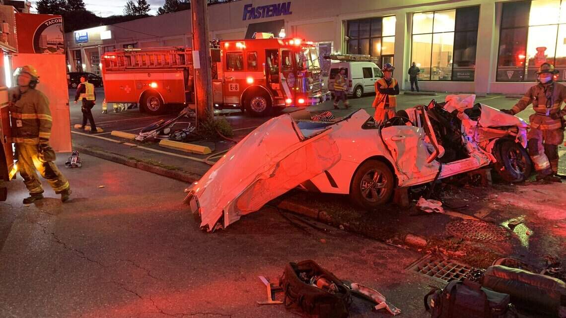 Multiple hospitalized after traffic collision in Tacoma | Tacoma News ...