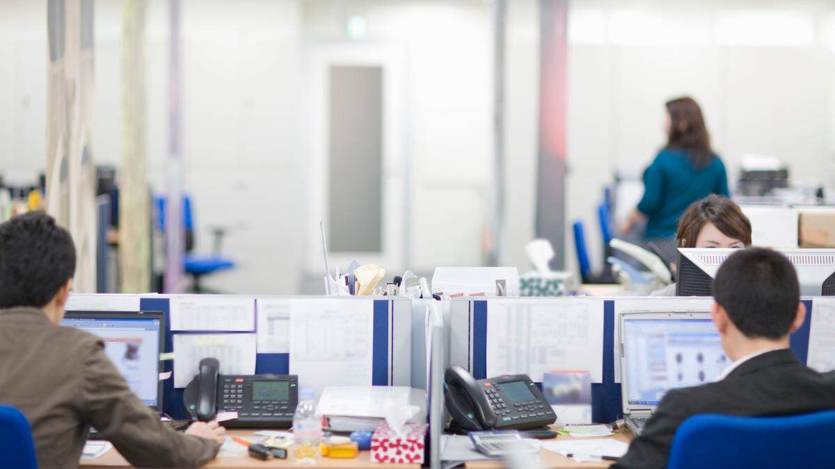 Companies and employees are discussing four-day work weeks. Here’s what an international study and Whatcom shop say about four-day work weeks.