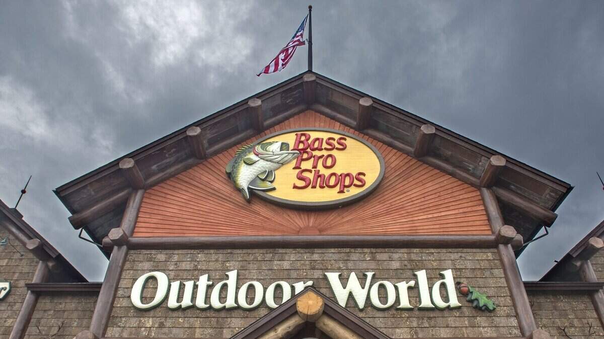 Tacoma’s Bass Pro Shops and its sister store Cabela’s in Lacey are holding one-day hiring events Thursday.
