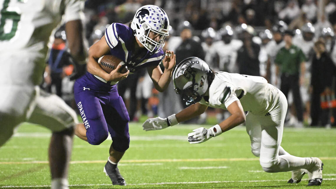 Week 4 football takeaways: Enumclaw wraps up 3A NPSL early, Federal Way coming