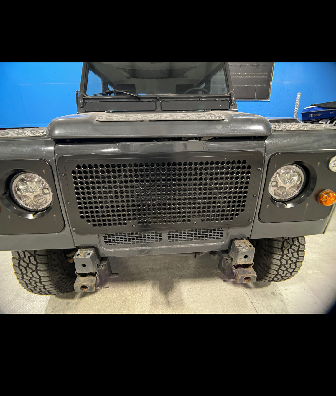 A Land Rover Defender, seen here, is not the same as the vehicle brought into a Gig Harbor auto shop for restoration, lawsuits claim.