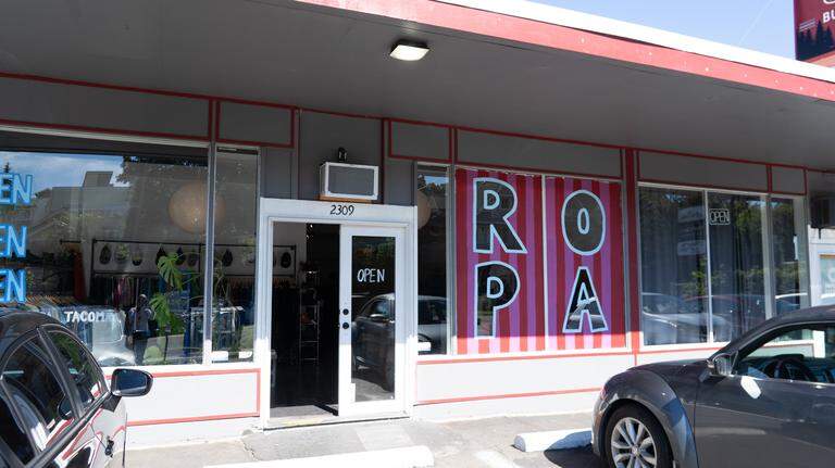 New vintage store with 11 vendors, in-store tattoo artist opens in Tacoma