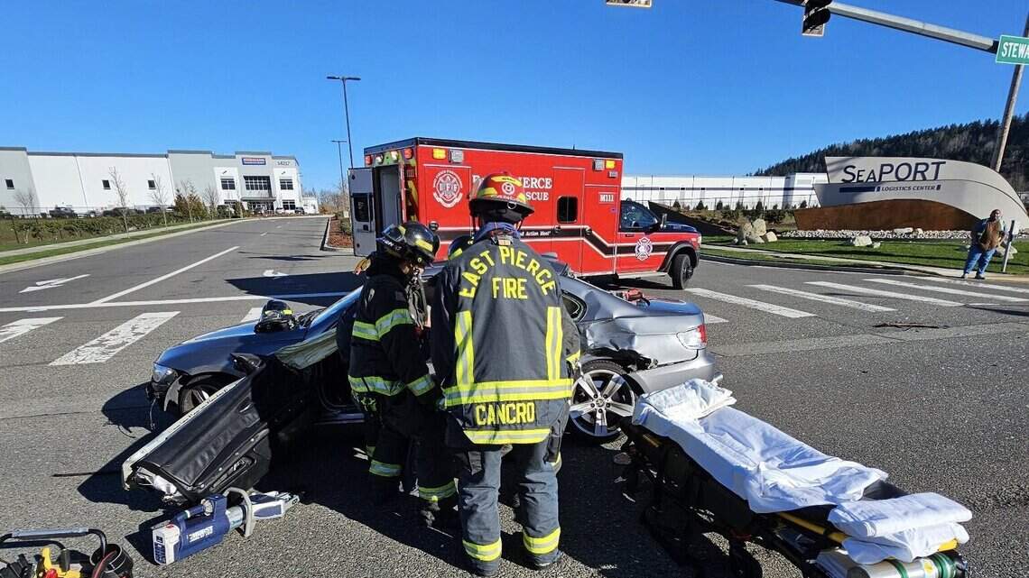 Car crash in East Pierce County blocks intersection Friday morning, firefighters say