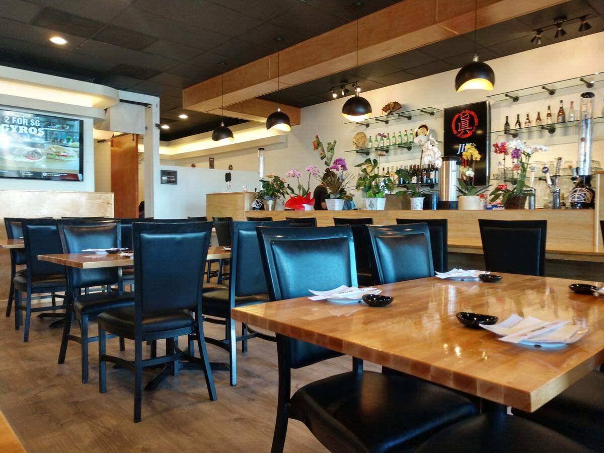 The dining room of Jin Sushi.