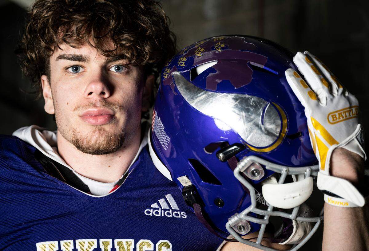 Puyallup senior Wyatt Gordon poses for a portrait after being selected as a linebacker for The News Tribune’s 2022 All-Area football team, at Mount Tahoma High School in Tacoma, Wash. on Dec. 4, 2022.