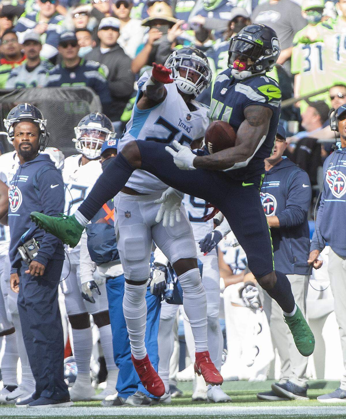 Seahawks receiver DK Metcalf had his mitts on this Russell Wilson pass but couldn’t hang on. The Seattle Seahawks played the Tennessee Titans in an NFL football game at Lumen Field in Seattle, Wash., on Sunday, Sept. 19, 2021.