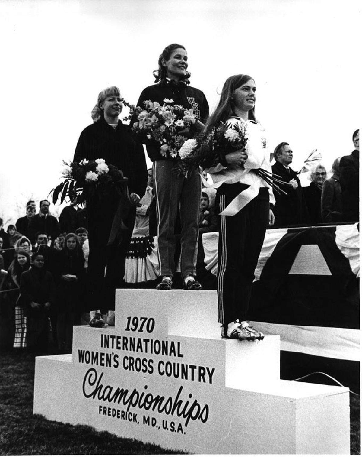 Doris Heritage standing in first place at the 1970 International Women’s Cross Country Championship in France. She was the first woman to win this competition.