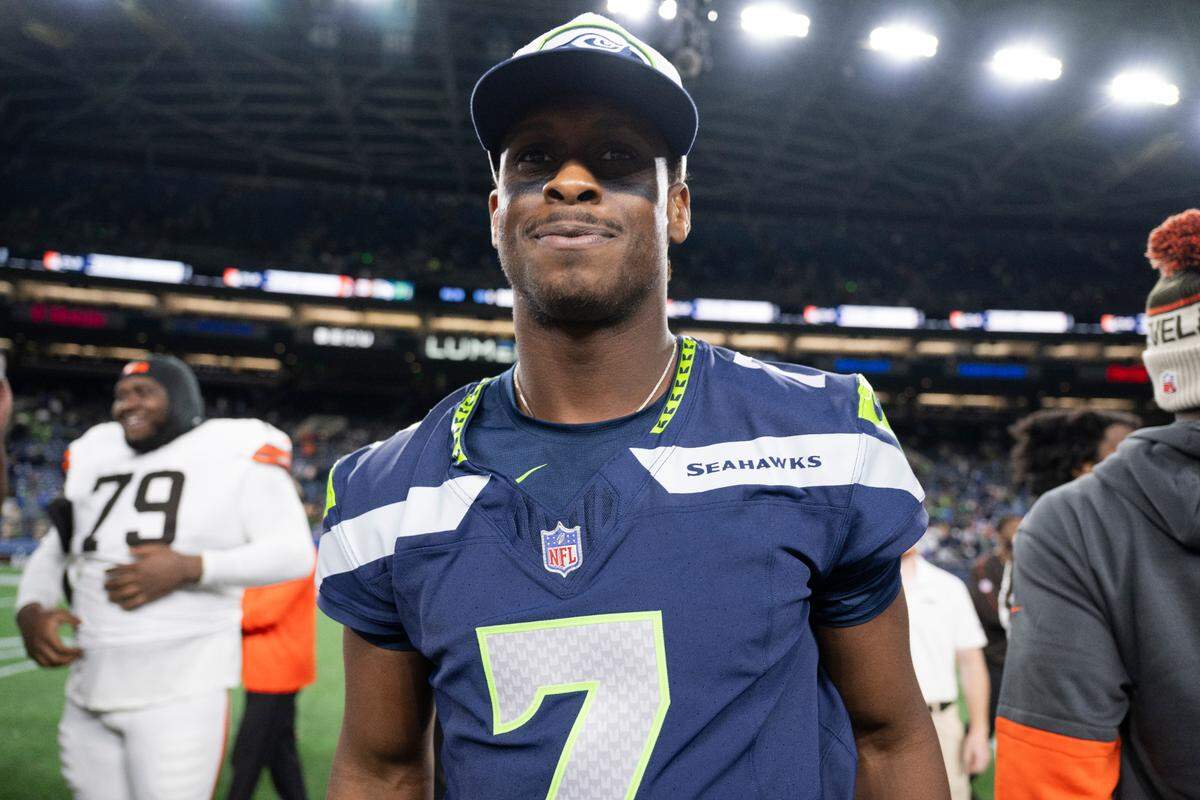 Seattle Seahawks quarterback Geno Smith (7) after the Seattle Seahawks win against the Cleveland Browns inthe preseason game at Lumen Field, on Saturday, Aug. 24, 2024 in Seattle, Wash.