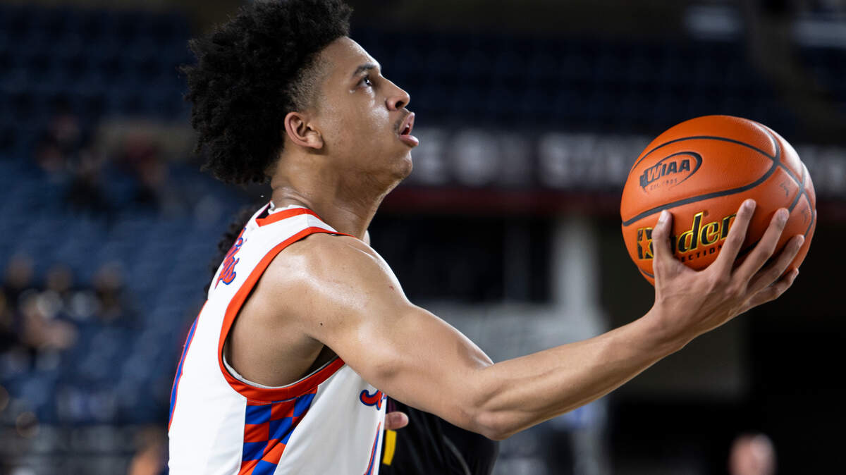 Rainier Beach’s Kaden Powers (0) hits a lay-up against O’Dea during the semifinals game of the Class 4A state tournament at the Tacoma Dome, on Friday, March 1, 2024, in Tacoma, Wash.