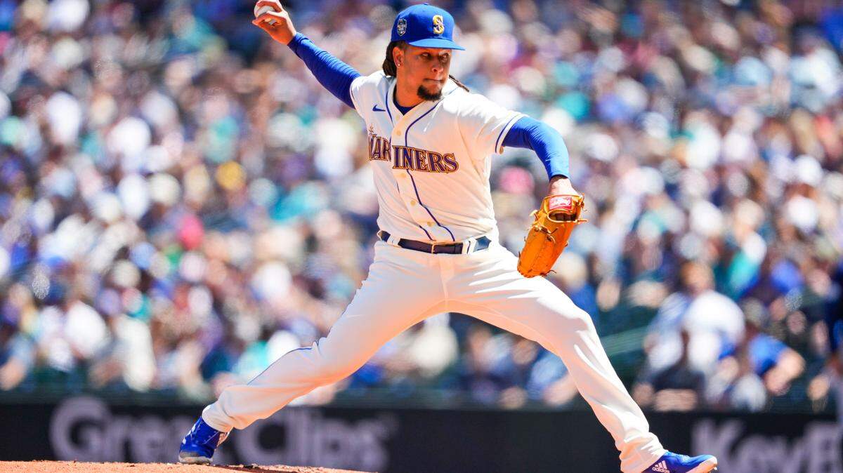 Seattle Mariners starting pitcher Luis Castillo throws against the Tampa Bay Rays during the second inning of a baseball game Sunday, July 2, 2023, in Seattle. (AP Photo/Lindsey Wasson)