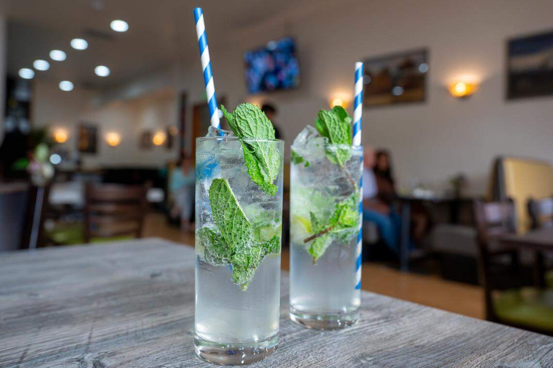 A full bar offers fresh juices, cocktails including a perfectly balanced mojito with snappy mint, wine and beer.