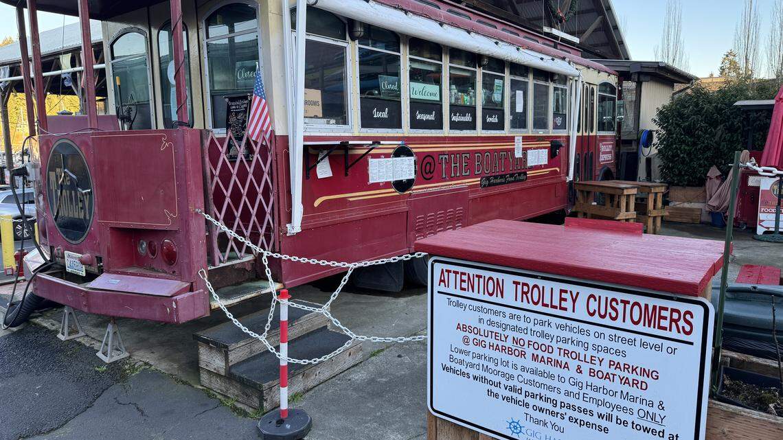 Caribbean-inspired fish-and-chips ‘trolley’ in Pierce Co. opens for final season