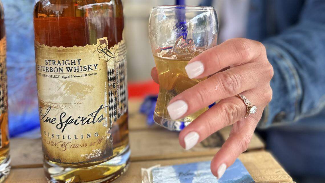 Sip 8 styles of old fashioneds, test bartending skills at annual cocktail fest