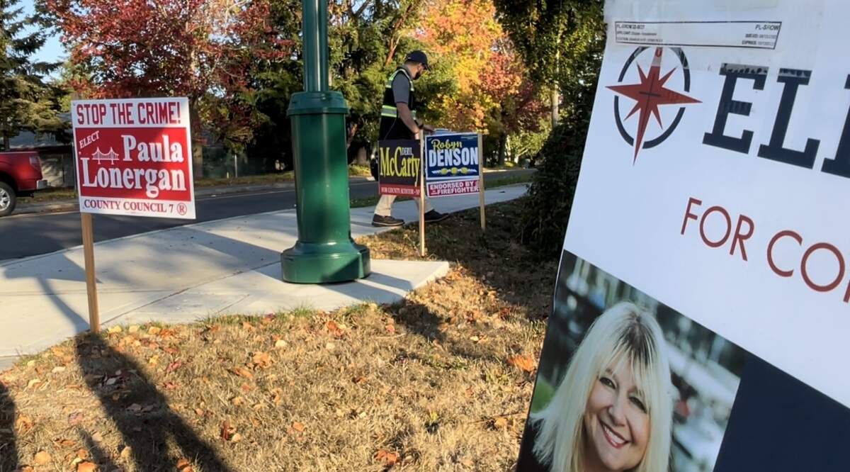Small permits have to be placed onto temporary signs, including campaign signs, to follow the regulations in Gig Harbor.