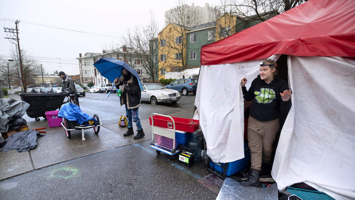 Small homeless encampment near Wright Park in Tacoma to be cleared