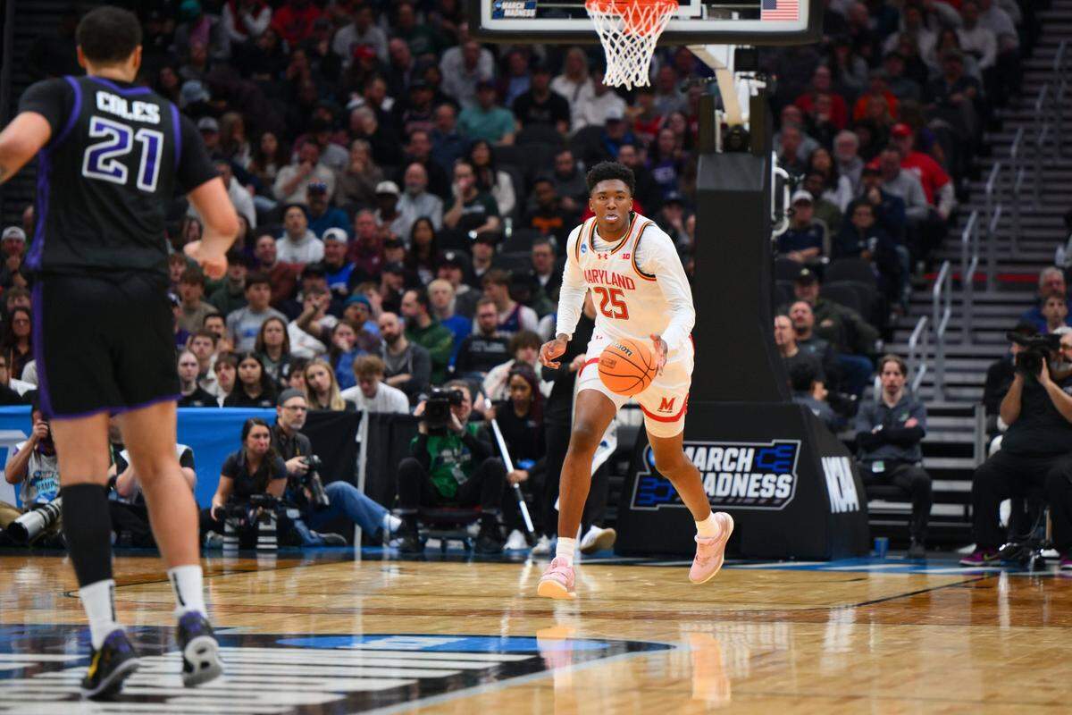 Mar 21, 2025; Seattle, WA, USA; Maryland Terrapins center Derik Queen (25) drives the ball during the first half against Grand Canyon Antelopes at Climate Pledge Arena. Mandatory Credit: Steven Bisig-Imagn Images