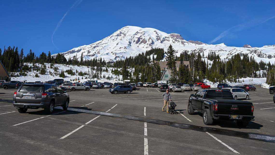 No more timed entry at Mount Rainier. What will that mean for lines, parking?